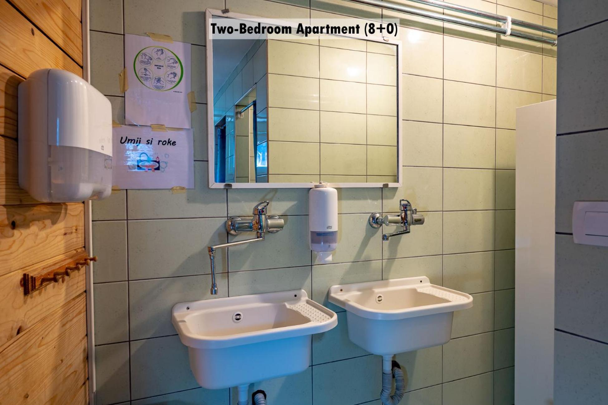 Apartments Farm House Uric Есенице Экстерьер фото