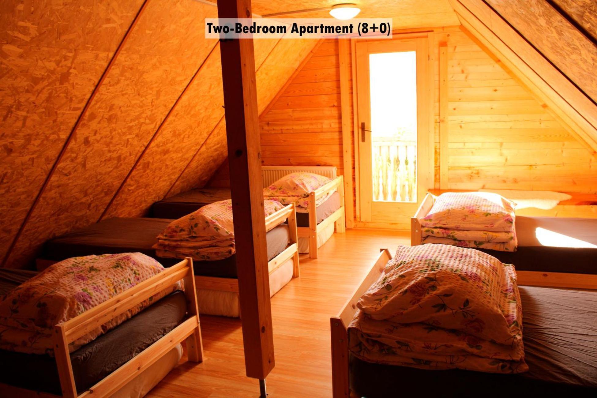 Apartments Farm House Uric Есенице Экстерьер фото