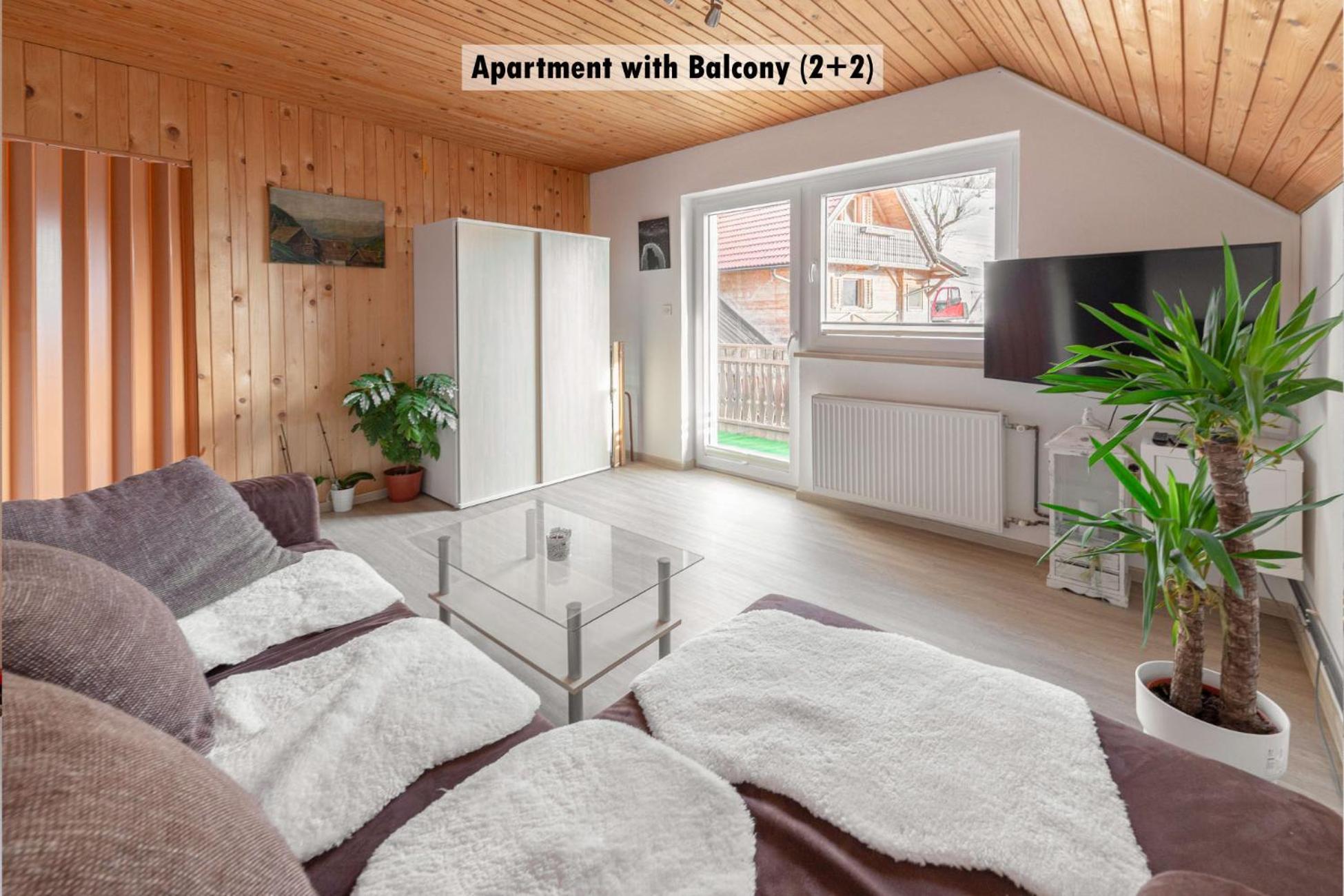 Apartments Farm House Uric Есенице Экстерьер фото