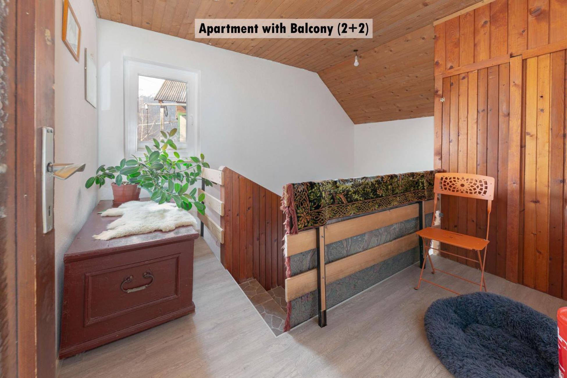Apartments Farm House Uric Есенице Экстерьер фото